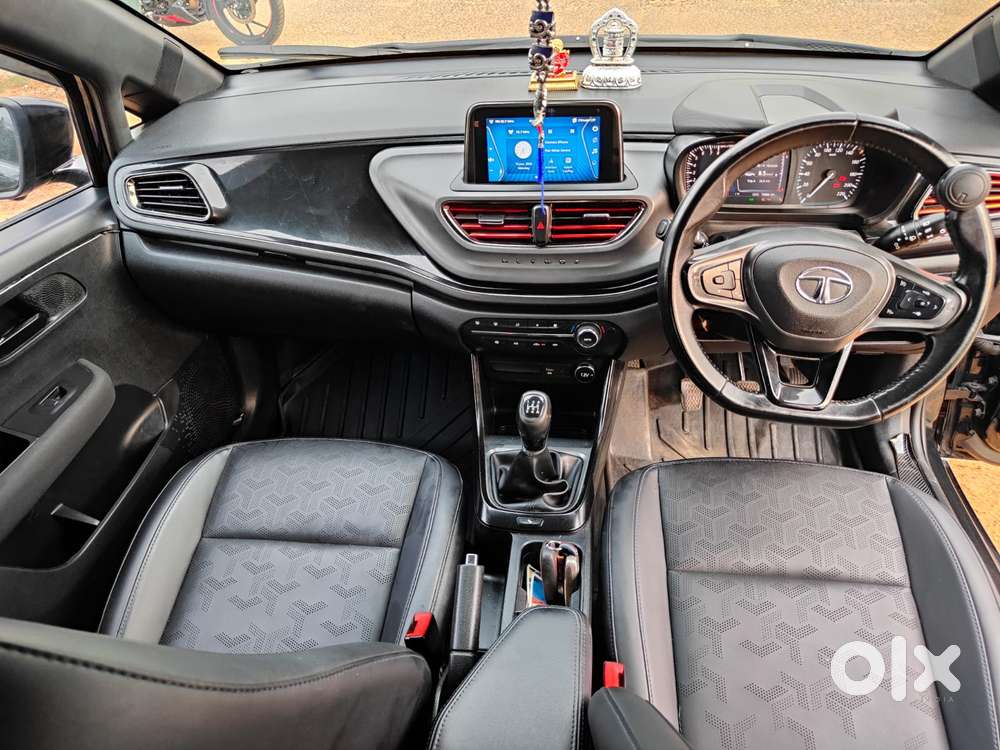 Tata Altroz 1.2 Xz Plus Dark Edition, 2023, Petrol