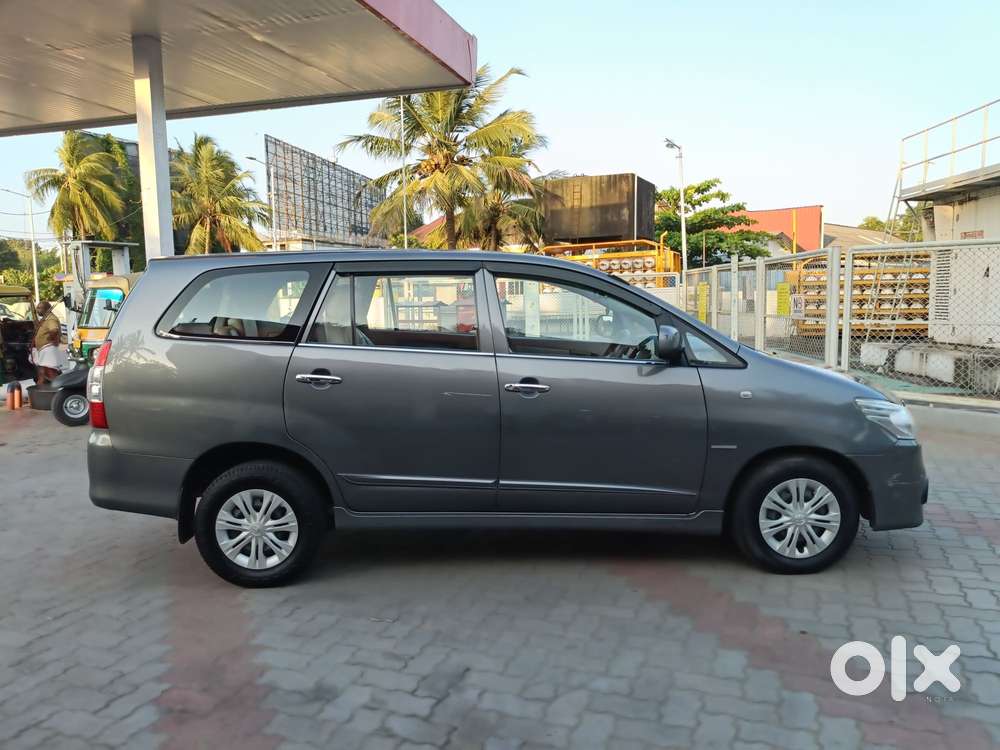 Toyota Innova 2.5 Gx (diesel) 7 Seater Bs Iv, 2014, Diesel