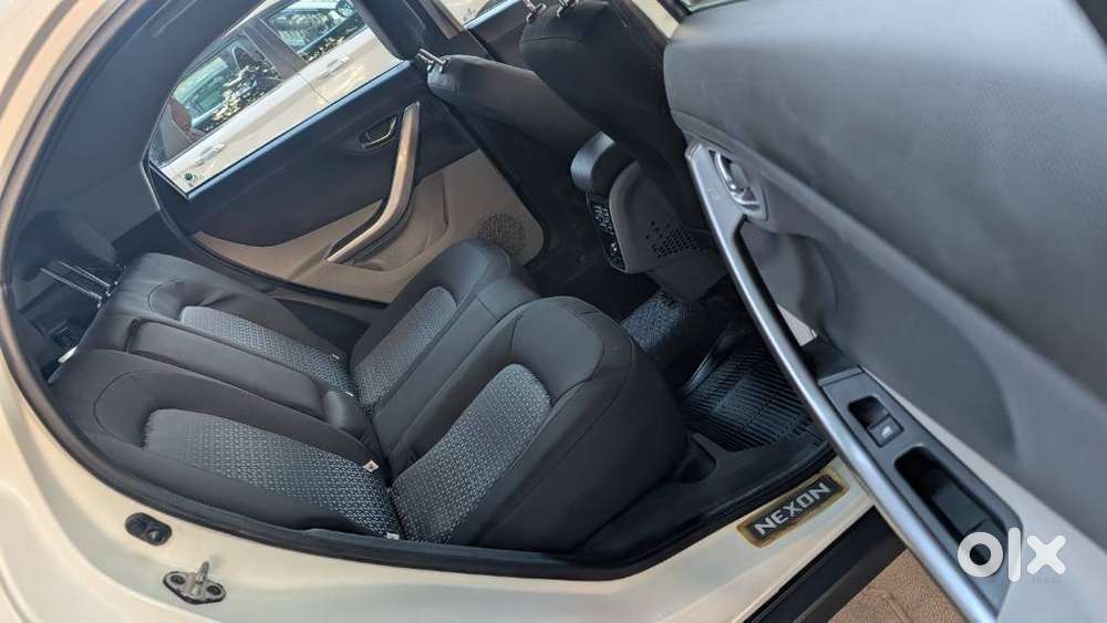 Tata Nexon 1.2 Revotron Xz Plus, 2018, Petrol
