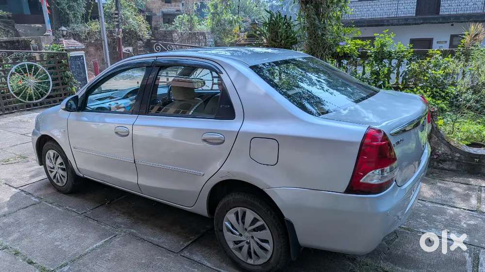 Toyota Etios 2013 Diesel 196000 Km Driven