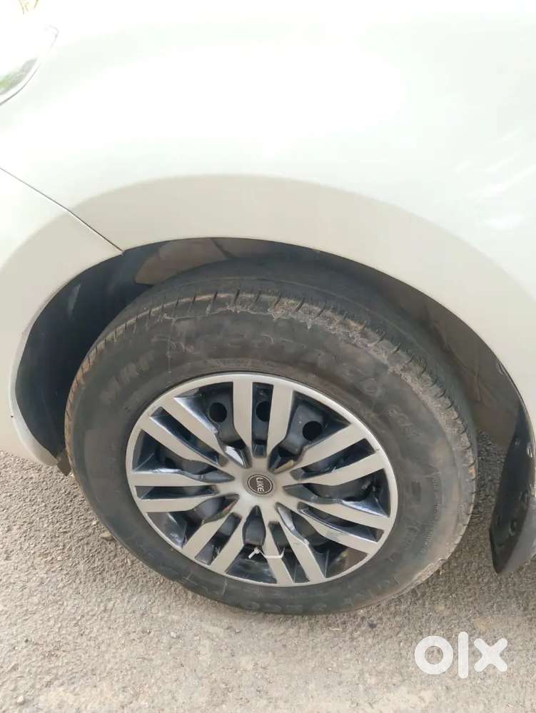 Maruti Suzuki Dzire 2021 Petrol 90000 Km Driven