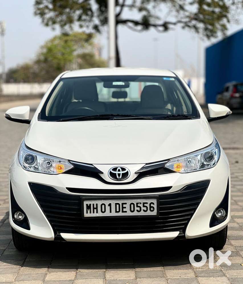 Toyota Yaris Ativ G Cvt, 2018, Petrol