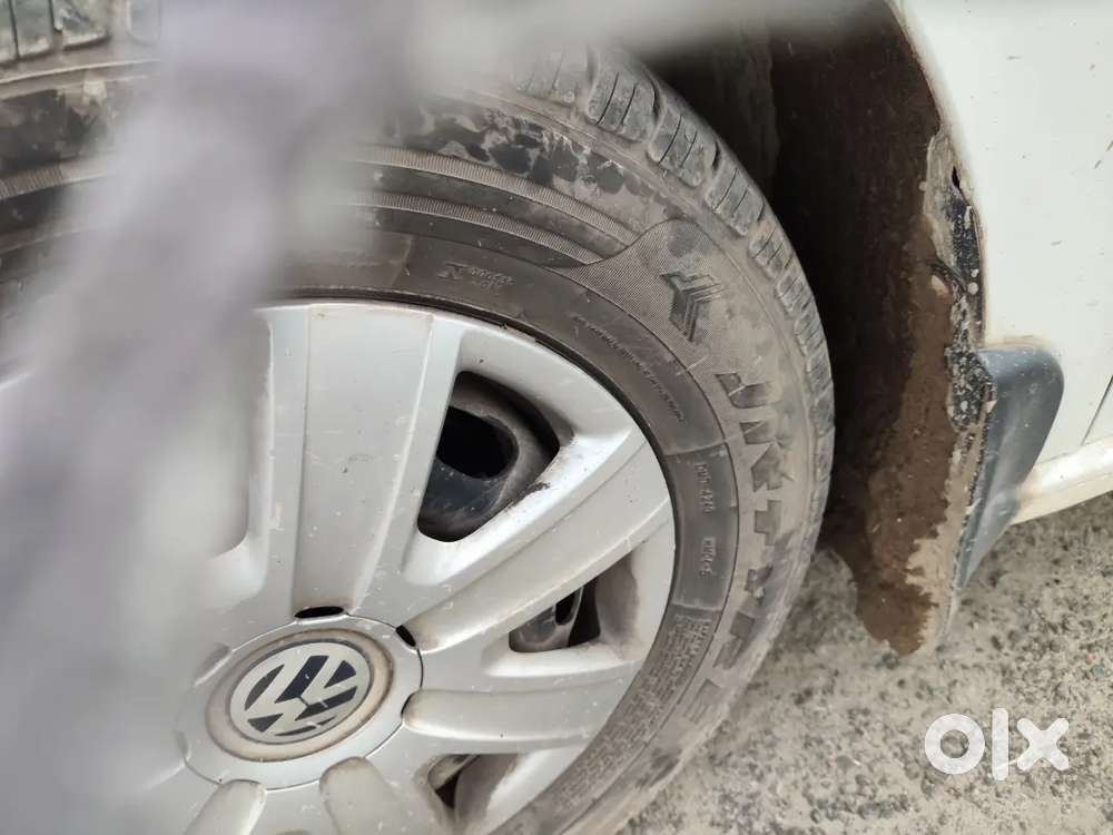 Volksw Vento 2011 Cng & Hybrids 53000 Km Driven New Tyres And Battery