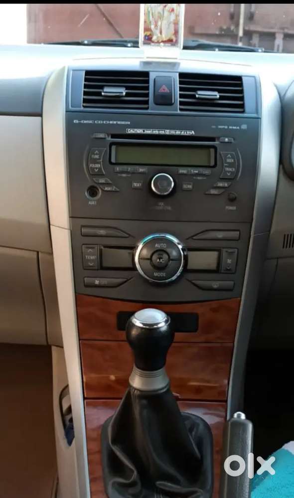 Toyota Corolla Altis 2010