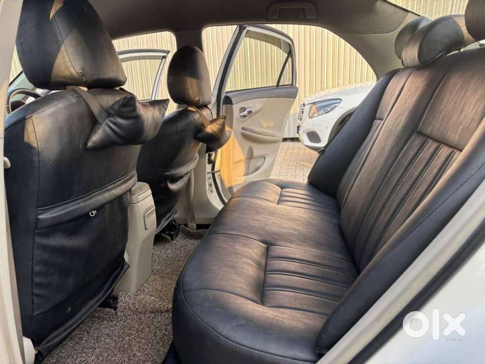 Toyota Corolla Altis 2010-2013 G, 2012, Petrol