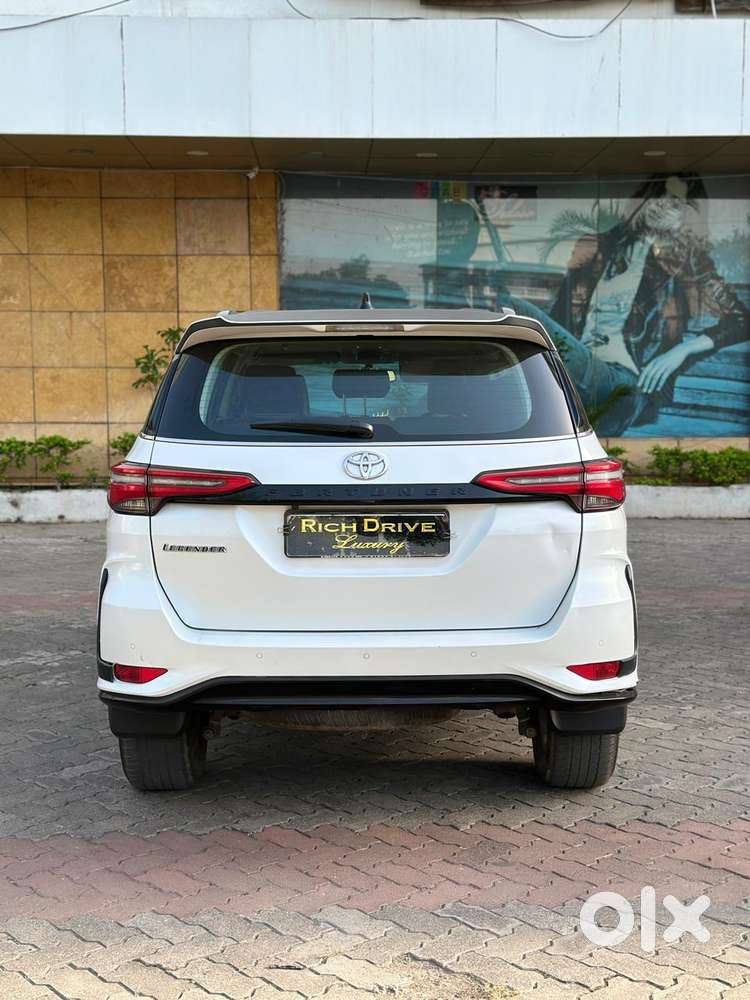 Toyota Fortuner Legender 4x4 At 2.8, 2025, Diesel