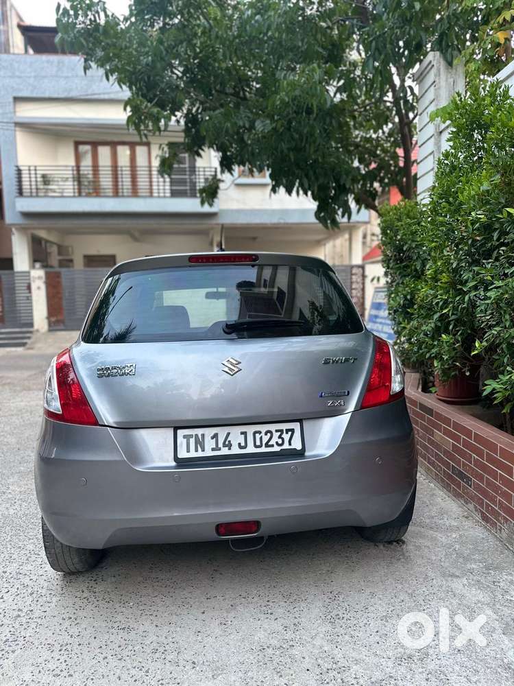 Maruti Suzuki Swift Zxi, 2016, Petrol