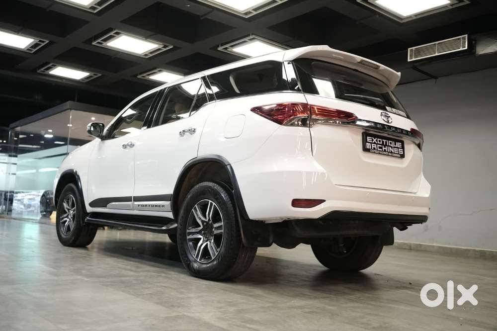 Toyota Fortuner 4x2 Manual, 2017, Diesel