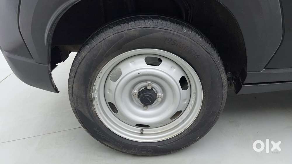 Nissan Magnite 1.0 Xe, 2024, Petrol