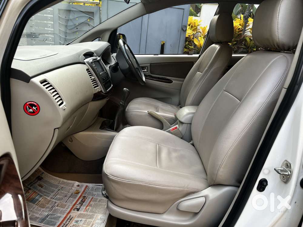 Toyota Innova 2.5 V 7 Str, 2014, Diesel