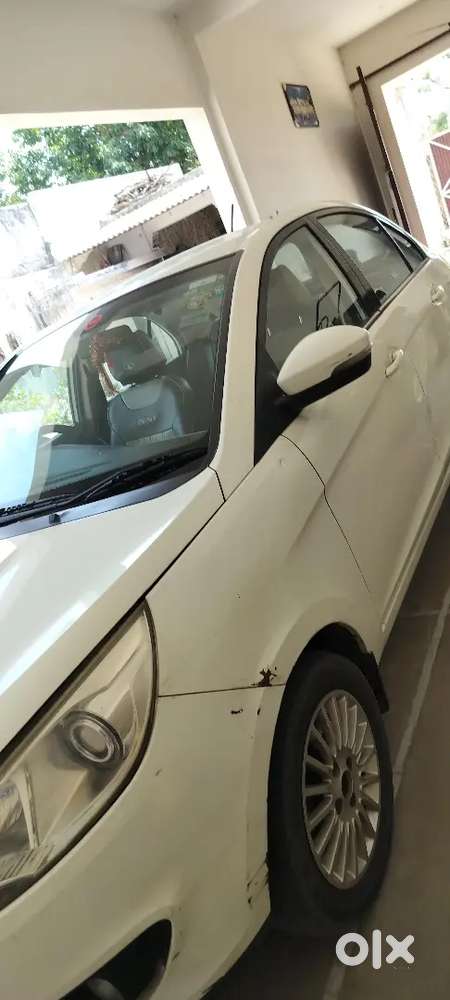 Tata Zest 1.2 Revotron 2015
