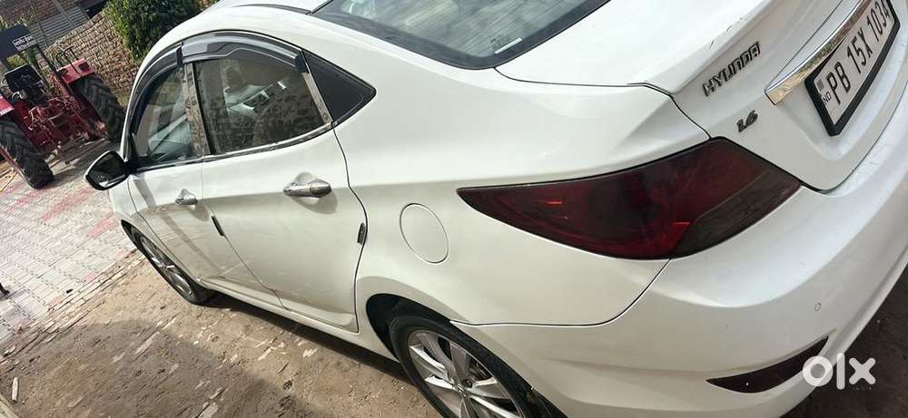 Hyundai Fluidic Verna 2012 Diesel 120000 Km Driven