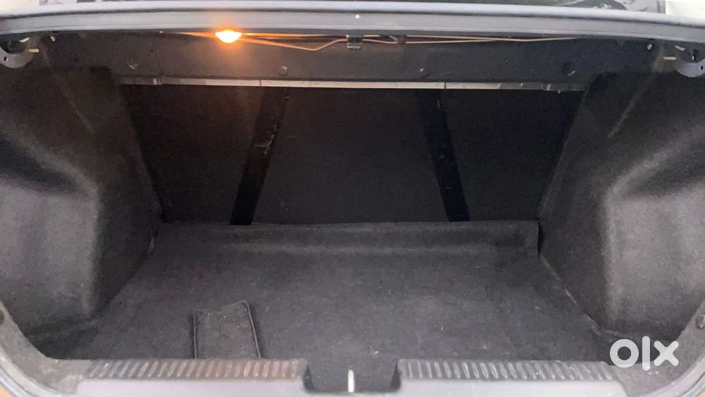 Maruti Suzuki Dzire 1.2 Vxi Amt, 2018, Petrol