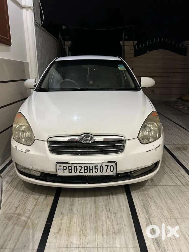 Hyundai Verna 2010 Diesel 132000 Km Driven