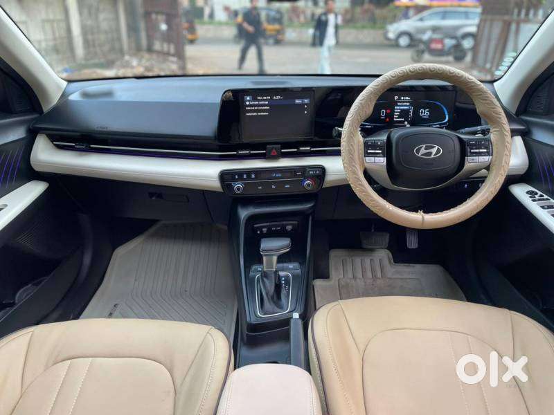 Hyundai Verna 1.5 Sx Ivt, 2023, Petrol
