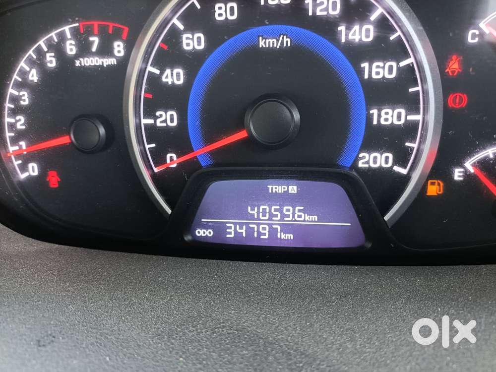 Tata Nexon, 2023, Petrol