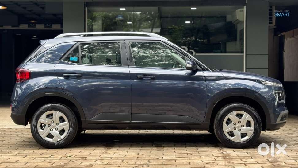 Hyundai Venue, 2021, Petrol