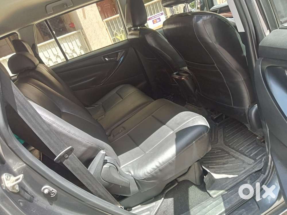Toyota Innova Crysta 2.7 Gx At 8s, 2019