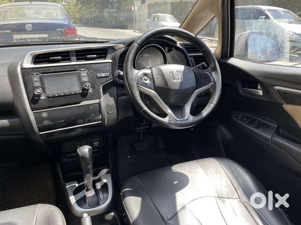 Honda Jazz V Cvt, 2017, Petrol