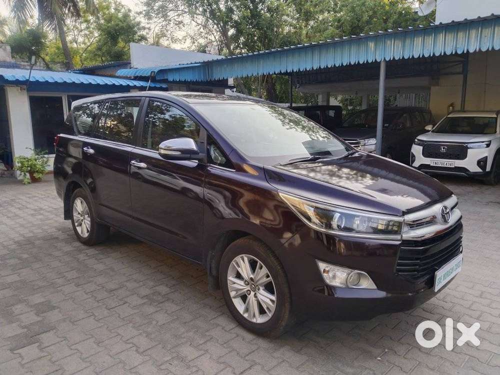 Toyota Innova Crysta 2.8z Automatic, 2016, Diesel