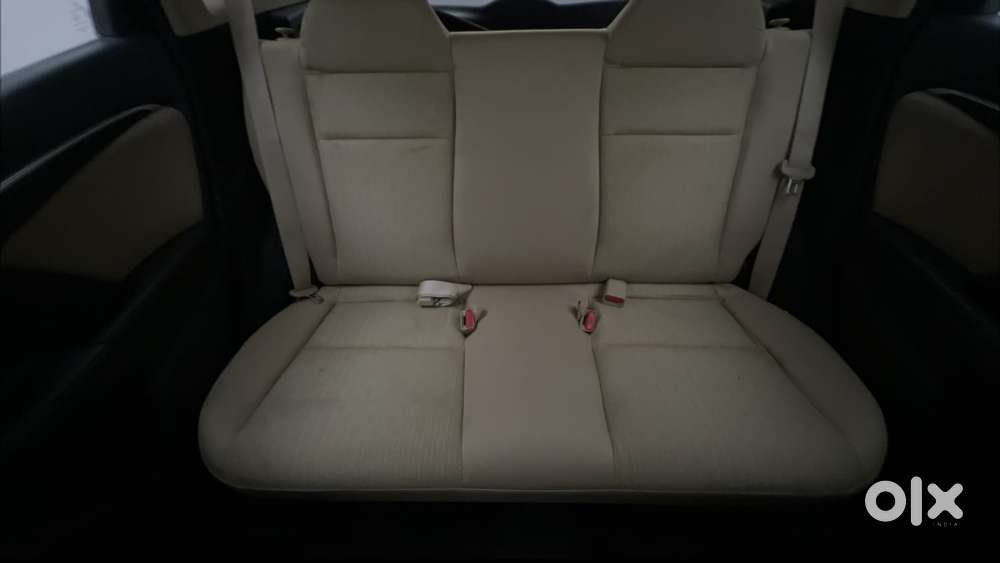 Honda Jazz [2020-2023] 1.2 V I-vtec Mt, 2016, Petrol