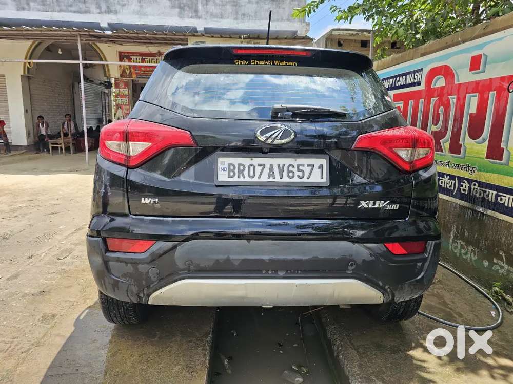 Mahindra Xuv300 Diesel 2022 First Owner