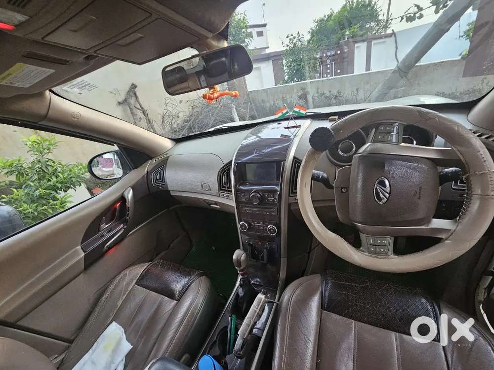 Mahindra Xuv500 W8 2011