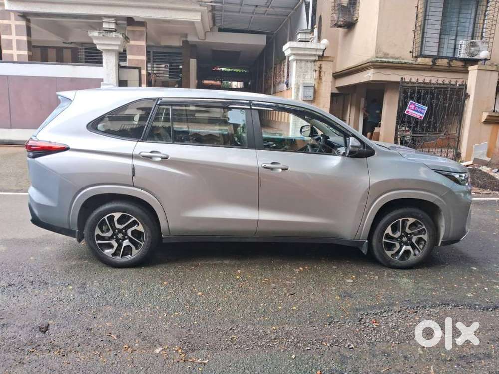 Maruti Suzuki Invicto Zeta Plus 7str, 2023
