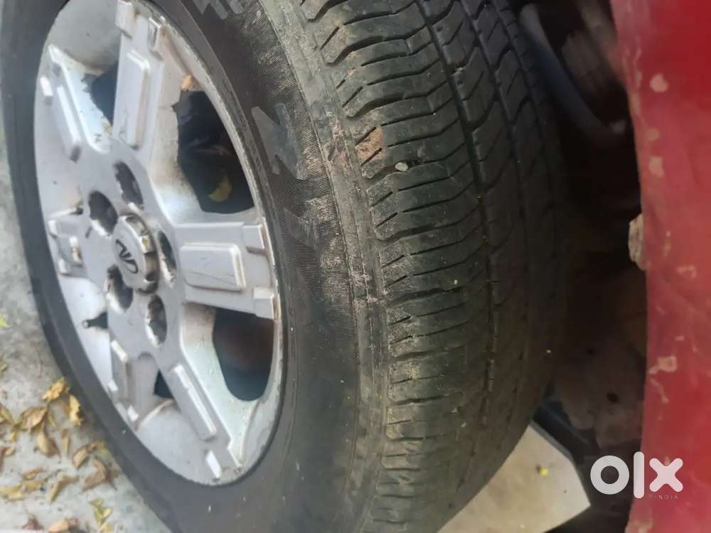 Mahindra Quanto 1.5 C8 2012