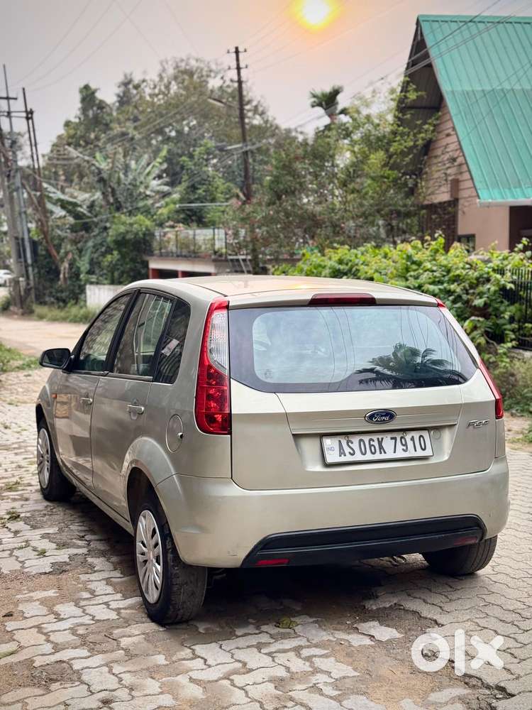 Ford Figo Ambiente, 2012, Petrol