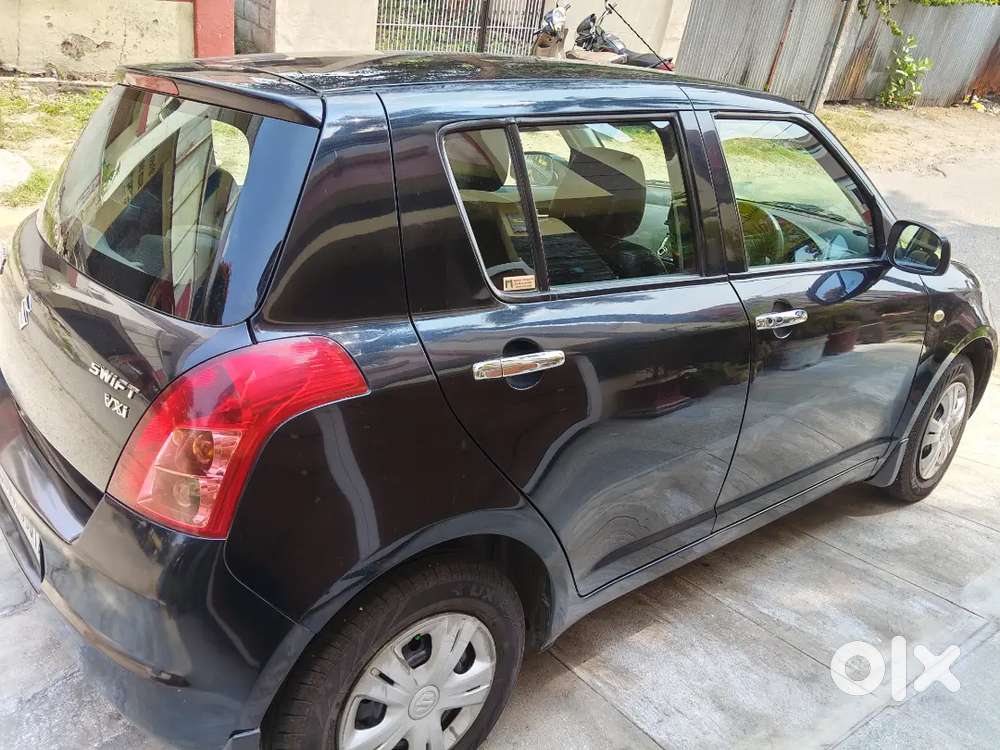 Maruti Suzuki Swift 2010