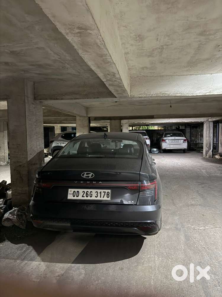 Hyundai Verna Petrol 2024