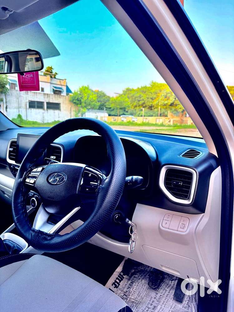Hyundai Venue 1.2 S (o), 2023, Petrol