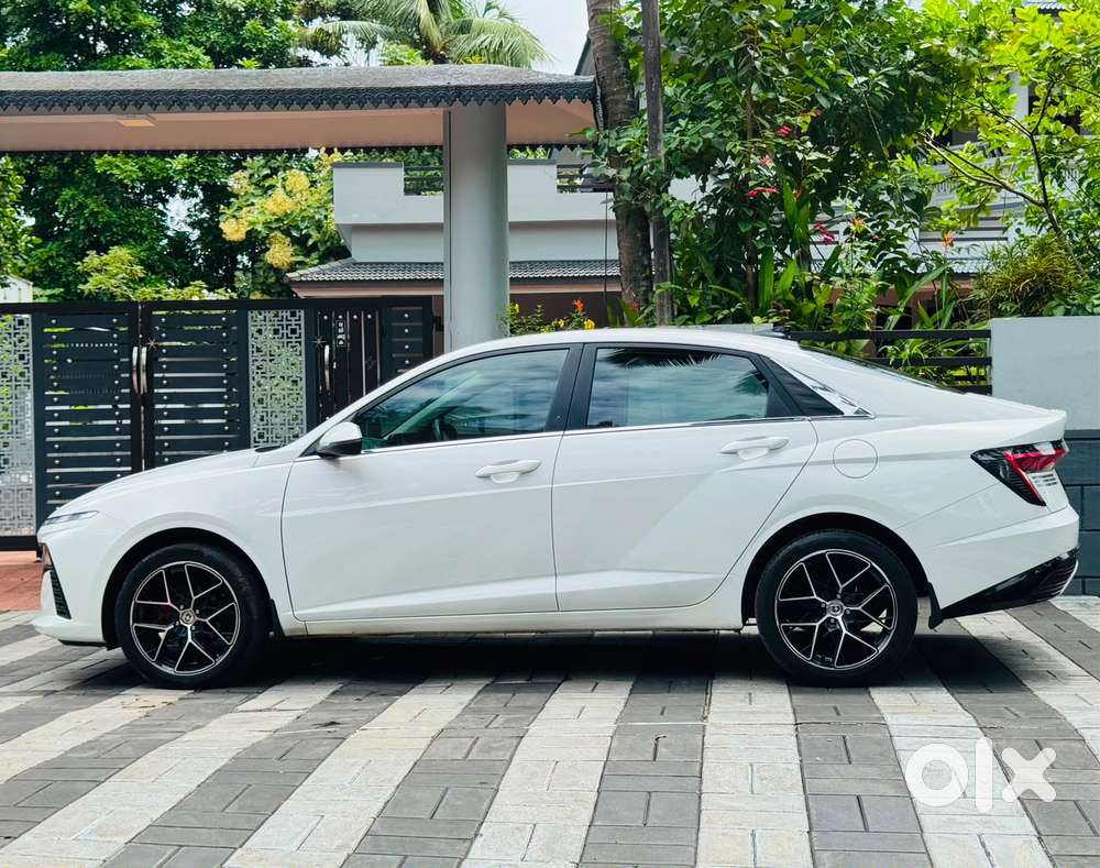 Hyundai Verna 1.5 S Plus Petrol Mt, 2023, Petrol