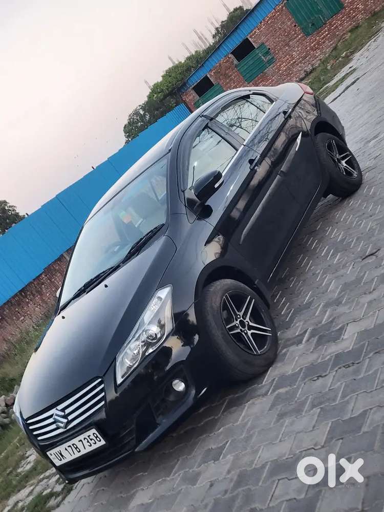 Maruti Suzuki Ciaz Vxi +
1st Owner 
Music System
