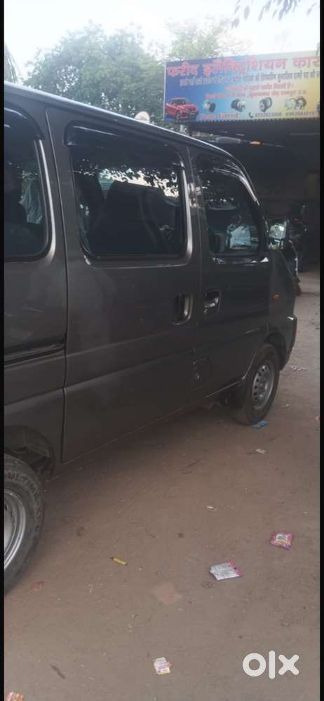 Maruti Suzuki Eeco Cng & Hybrids 28000 Km Driven