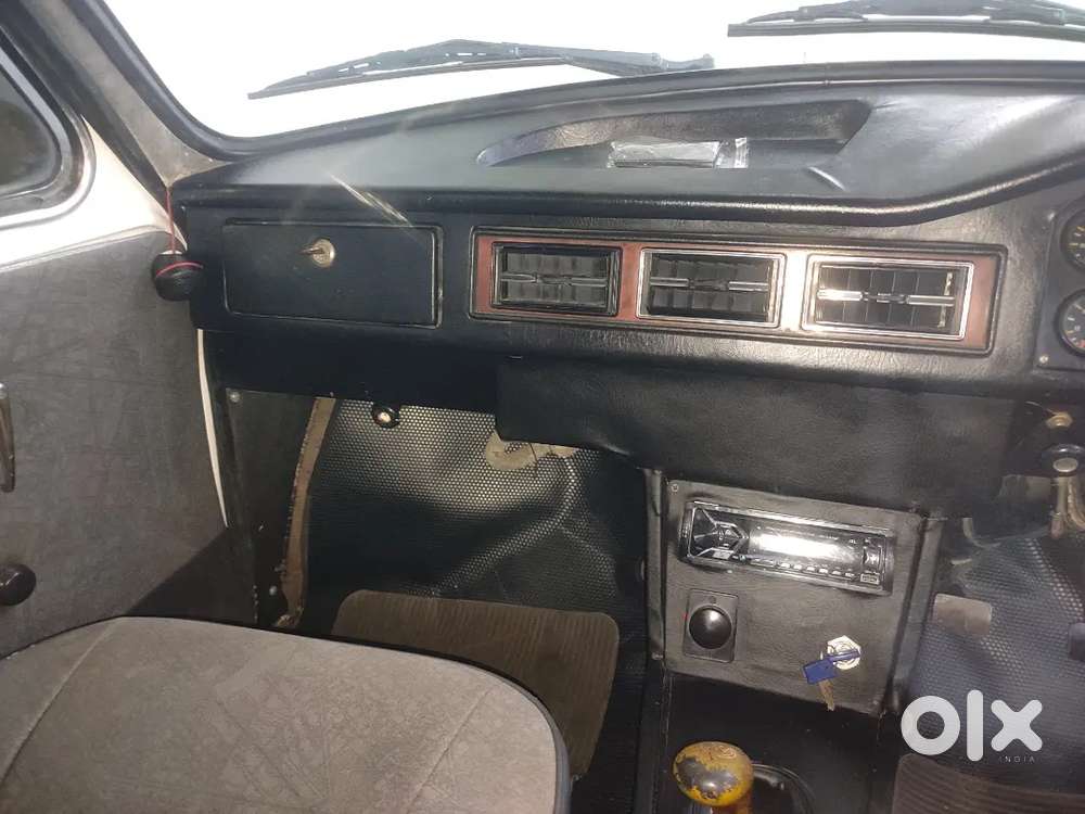 Single Owner Ambassador 1990 Diesel Well Maintained