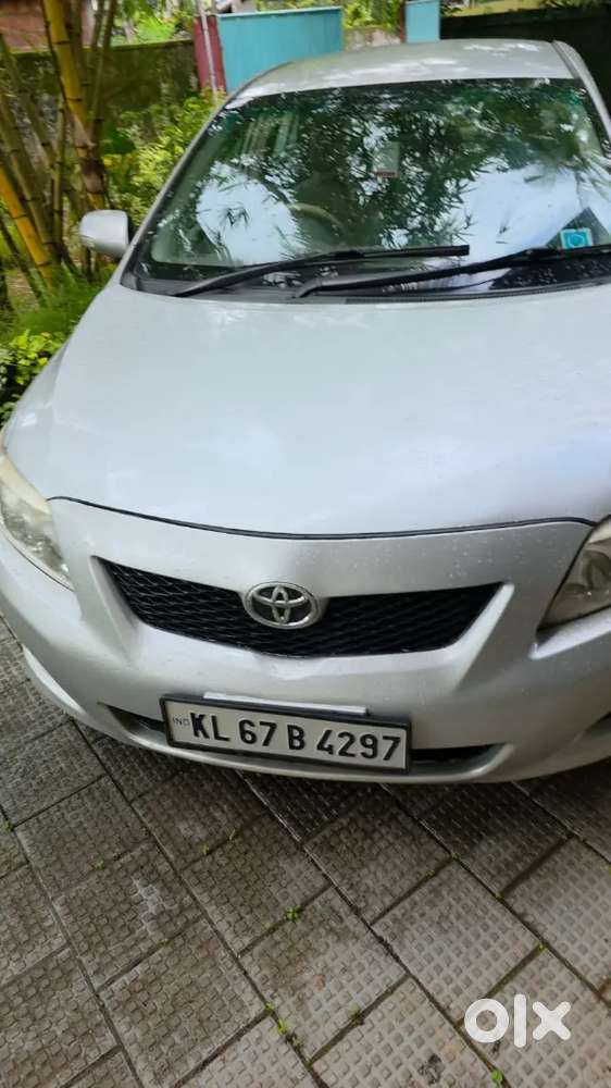 Toyota Corolla Altis 2010