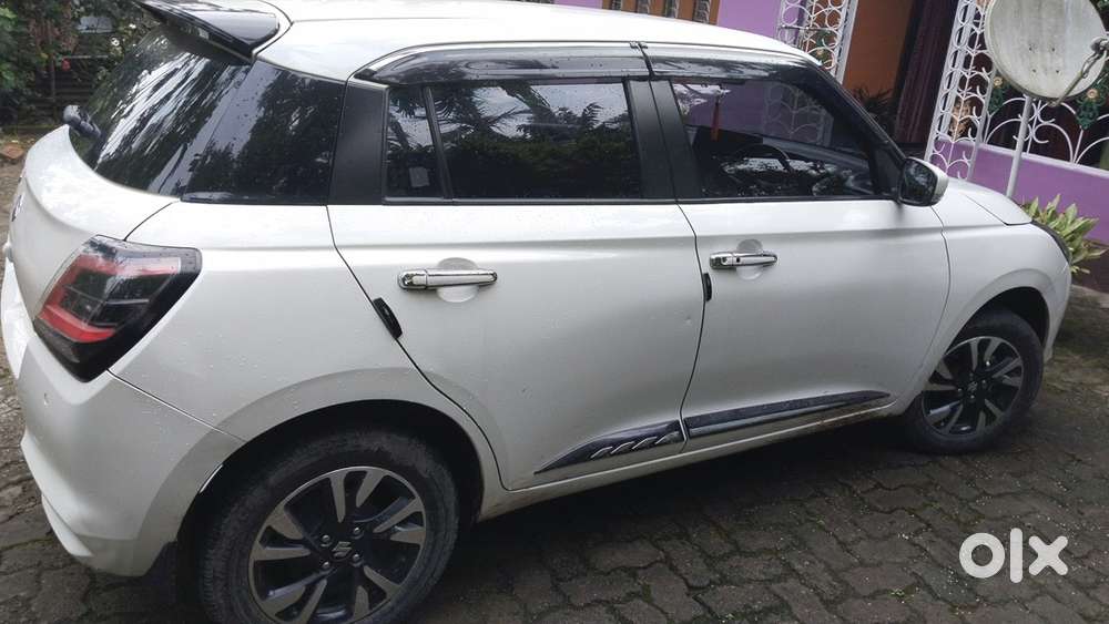 Maruti Swift Petrol 2024