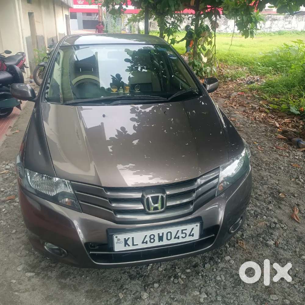 Honda City Petrol 2011 Variant