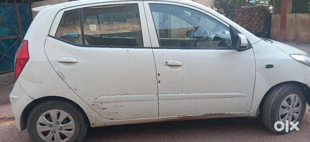 Hyundai I10 2011 Cng & Hybrids Well Maintained