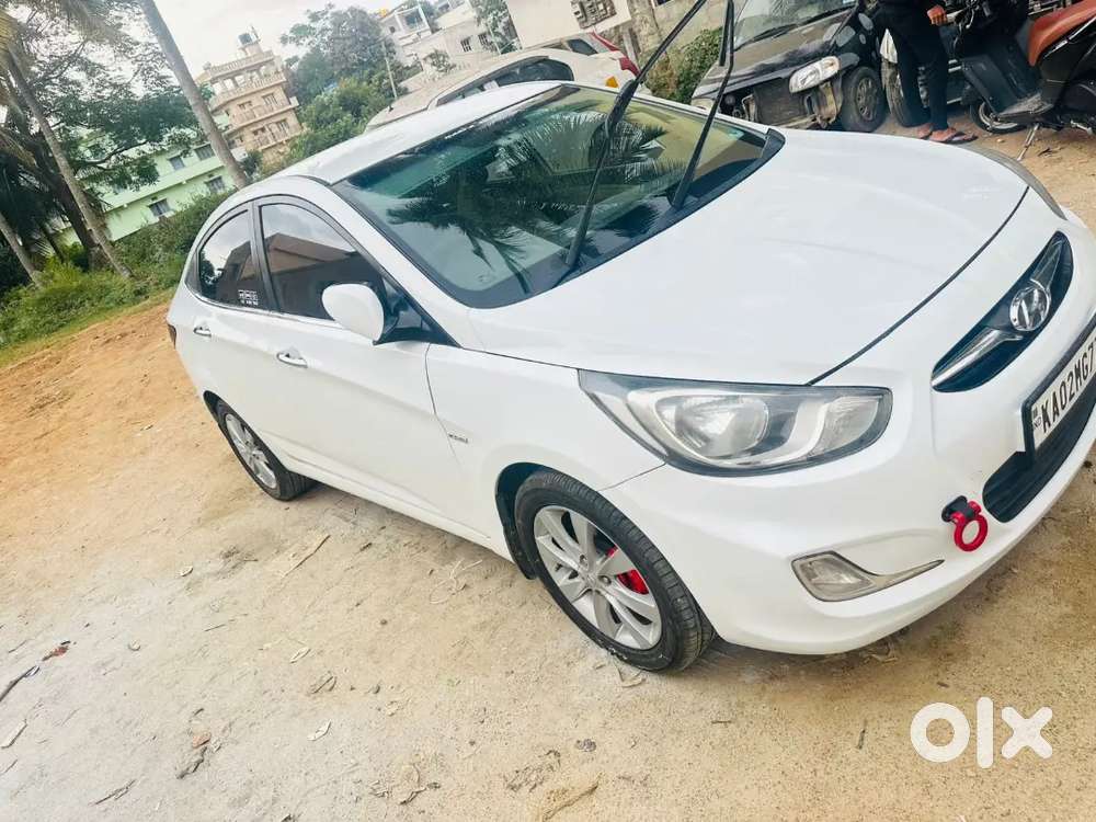 Hyundai Verna 2012 Fluidic