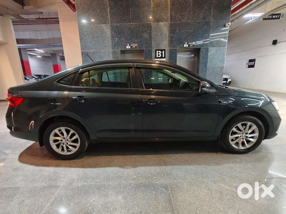 Skoda Slavia 1.0 Active Tsi, 2022, Petrol