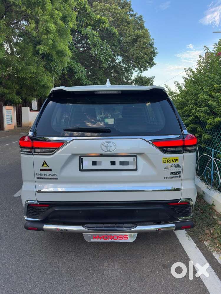 Toyota Innova Crysta [2020-ongoing] 2.4 Zx At 7 Str, 2024, Petrol