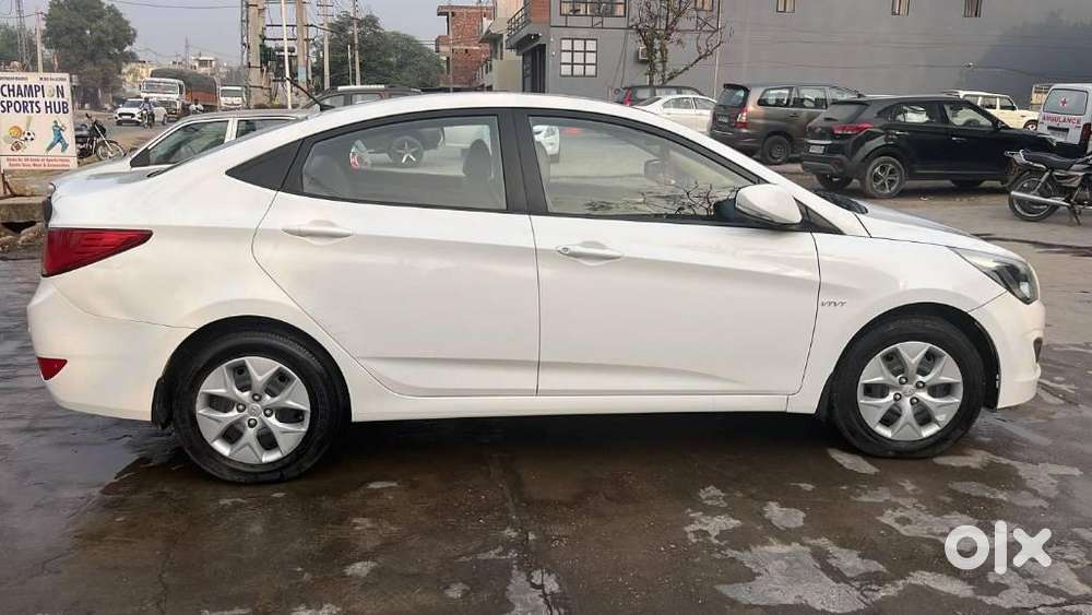 Hyundai Verna 2016-2017 1.6 Vtvt At Sx, 2016, Petrol