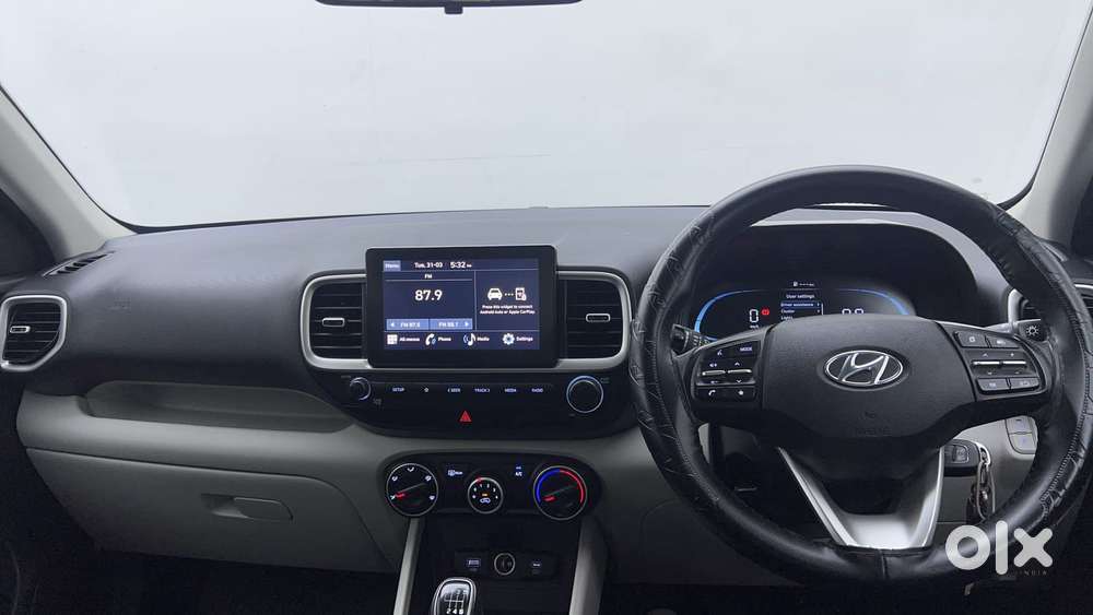 Hyundai Venue S (o) 1.0 Turbo Mt, 2023, Petrol