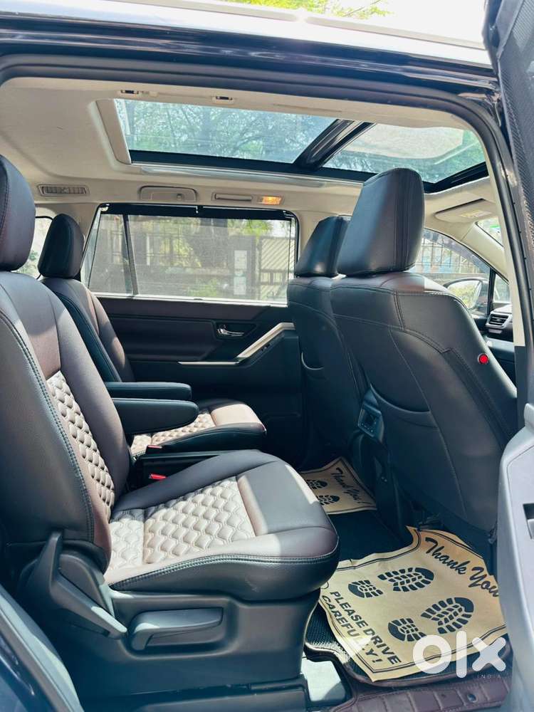 Toyota Innova Hycross 2.0 Vx Hybrid 7 Str, 2025, Petrol