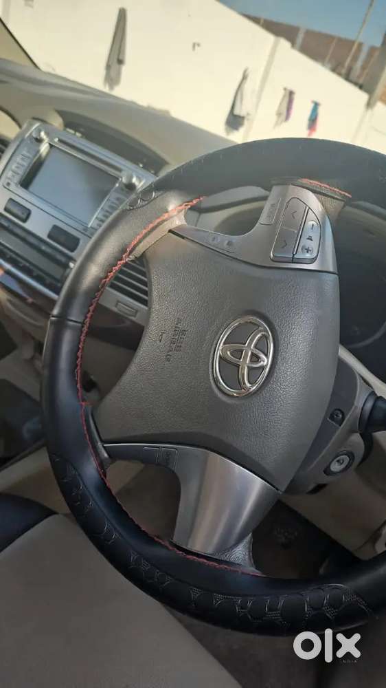 Toyota Innova 2014 Diesel Well Maintained
