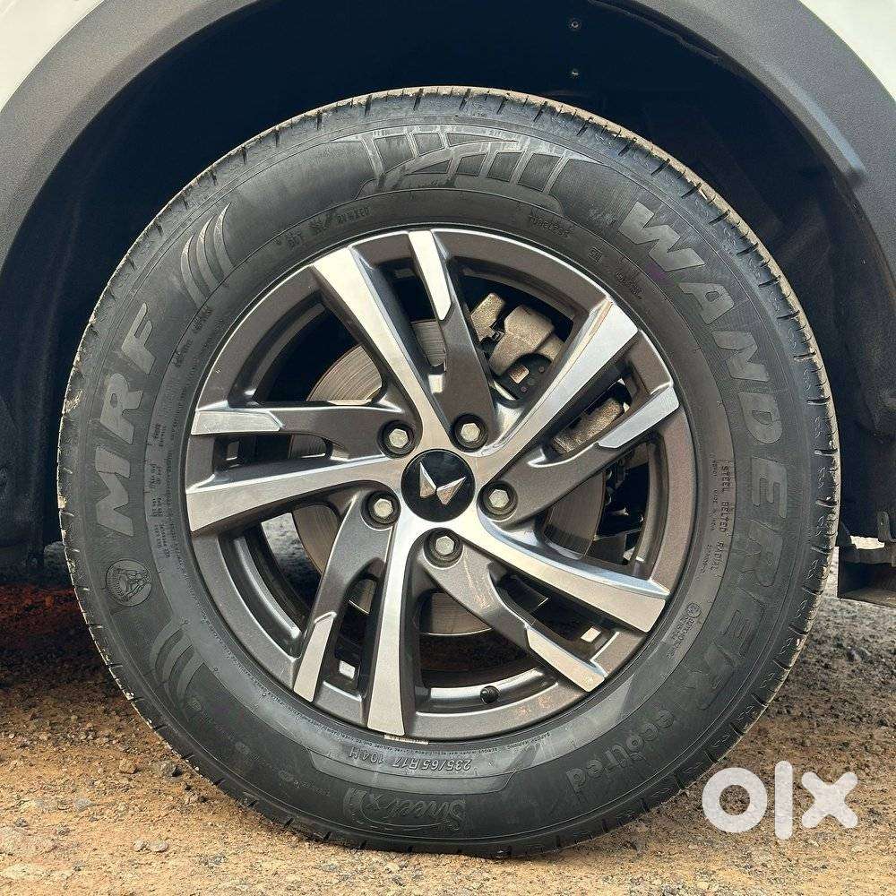 Mahindra Xuv700 2.2 Ax 5 Diesel Mt 7 Str, 2024, Diesel