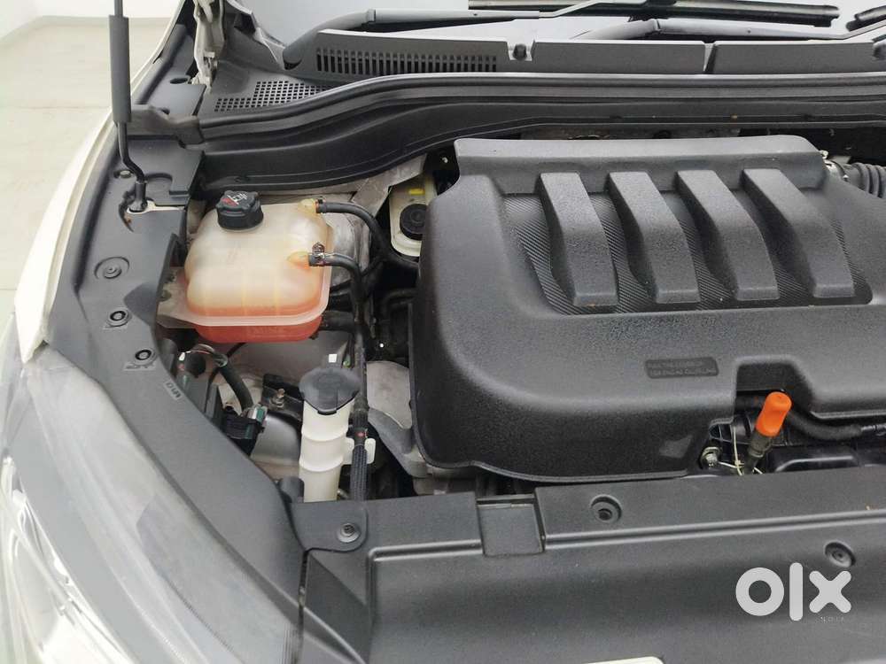 Mahindra Xuv700 2.0 Ax 7 Petrol At Luxury Pack Str, 2023, Petrol